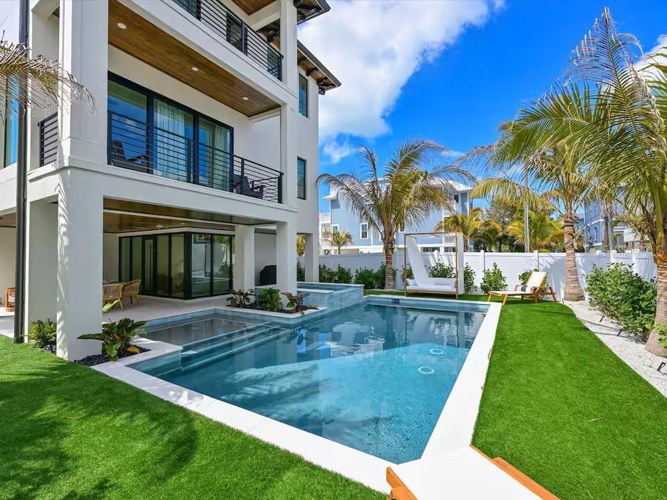 Bradenton Beach, Florida, 34217, United States, 4 Bedrooms Bedrooms, ,5 BathroomsBathrooms,Residential,Active,2044169