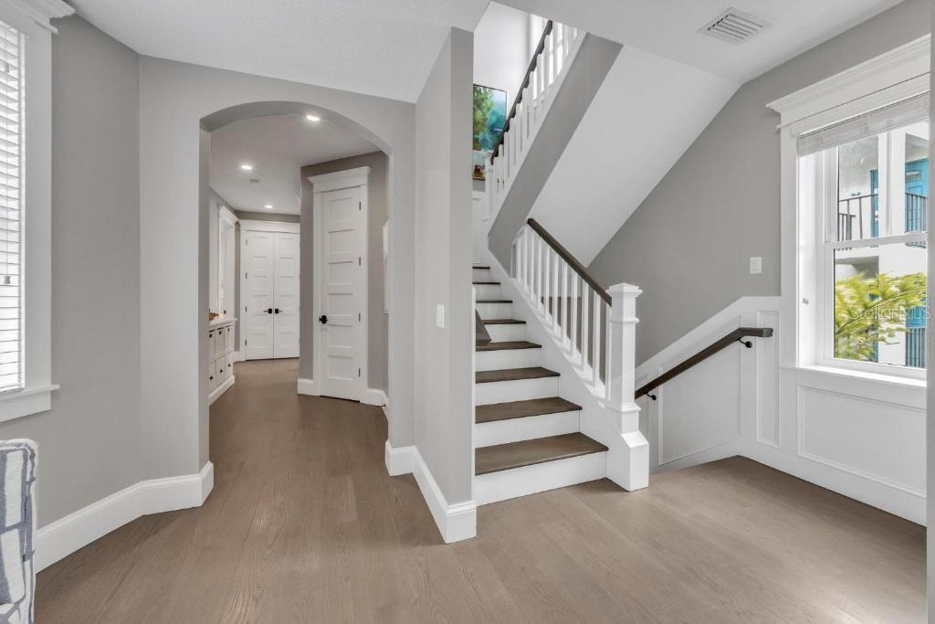 Bradenton Beach, Florida, 34217, United States, 5 Bedrooms Bedrooms, ,6 BathroomsBathrooms,Residential,Active,1908168