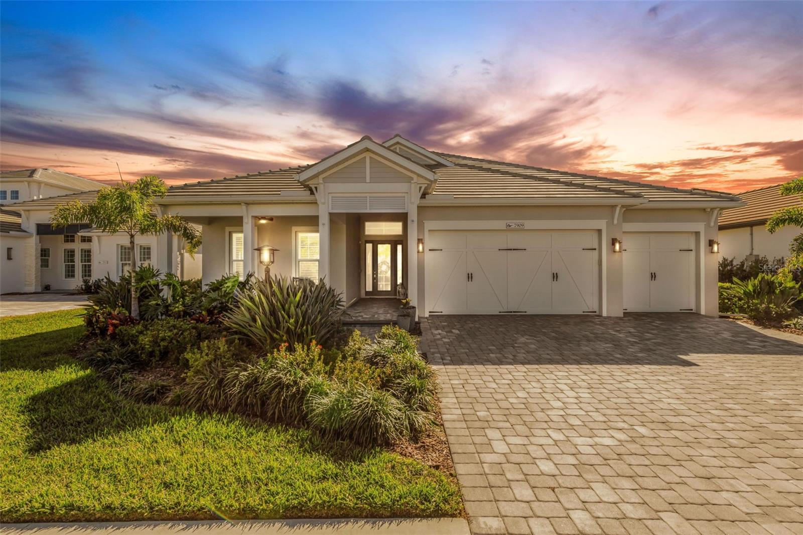 Sarasota, Florida, 34240, United States, 3 Bedrooms Bedrooms, ,3 BathroomsBathrooms,Residential,Active,2015455