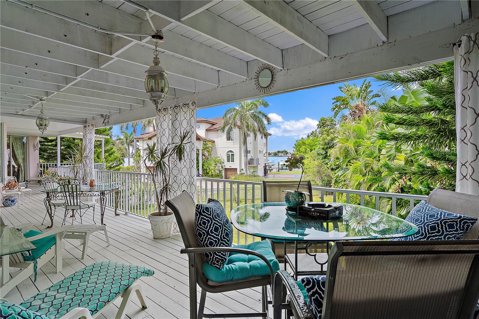 St Petersburg, Florida, 33715, United States, 5 Bedrooms Bedrooms, ,5 BathroomsBathrooms,Residential,Active,1942385