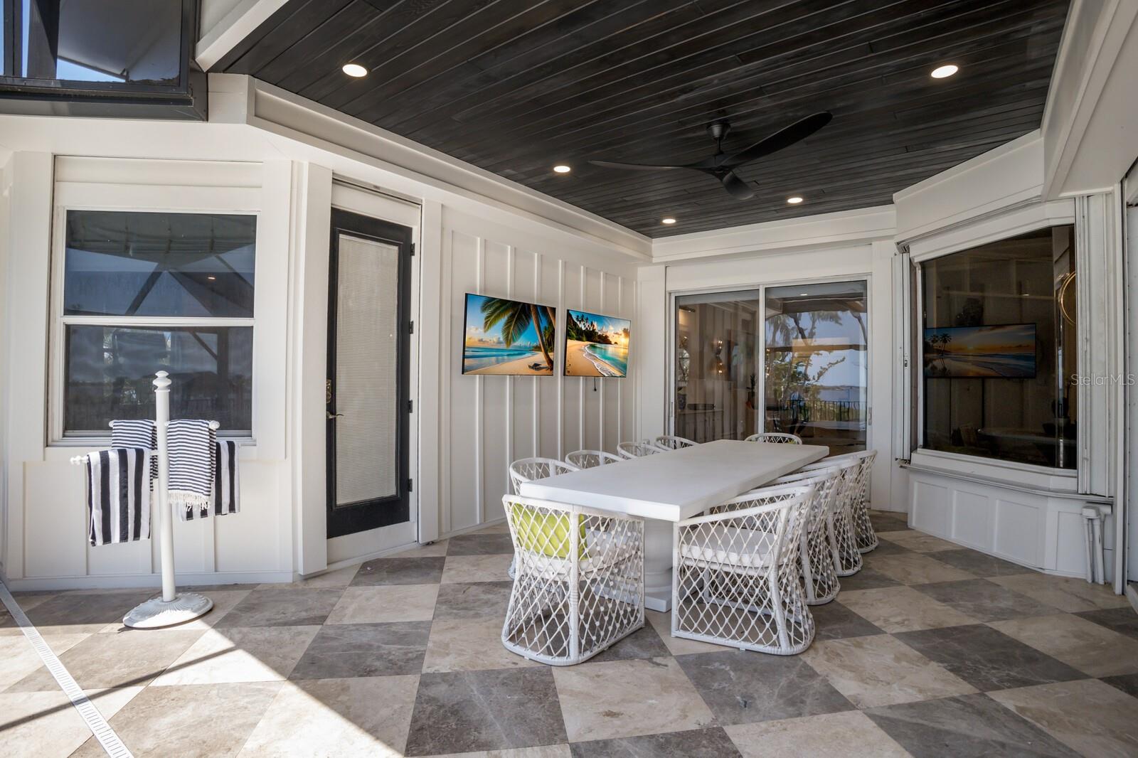 Bradenton, Florida, 34209, United States, 5 Bedrooms Bedrooms, ,6 BathroomsBathrooms,Residential,Active,1800164