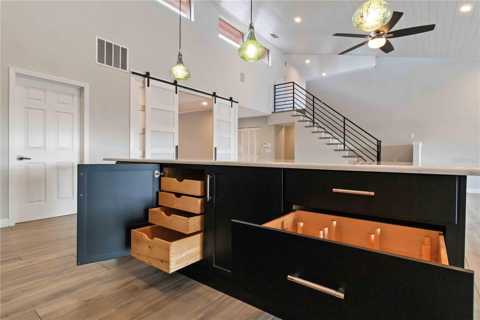 Longboat Key, Florida, 34228, United States, 3 Bedrooms Bedrooms, ,3 BathroomsBathrooms,Residential,Active,1969761