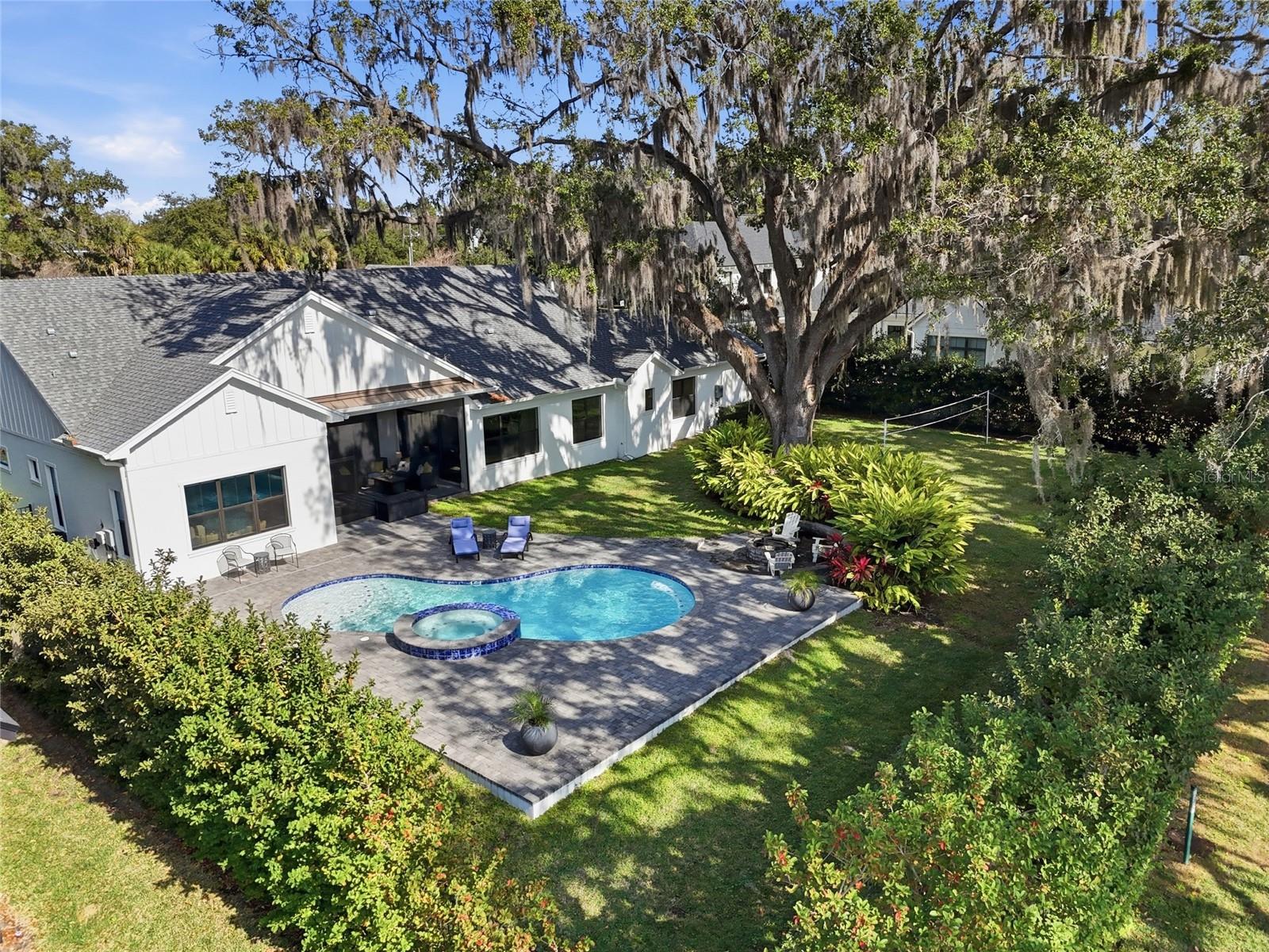 Winter Garden, Florida, 34787, United States, 5 Bedrooms Bedrooms, ,3 BathroomsBathrooms,Residential,Active,2009833