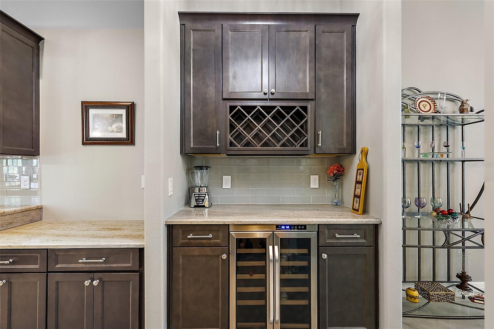 Lady Lake, Florida, 32159, United States, 5 Bedrooms Bedrooms, ,3 BathroomsBathrooms,Residential,Active,1985870