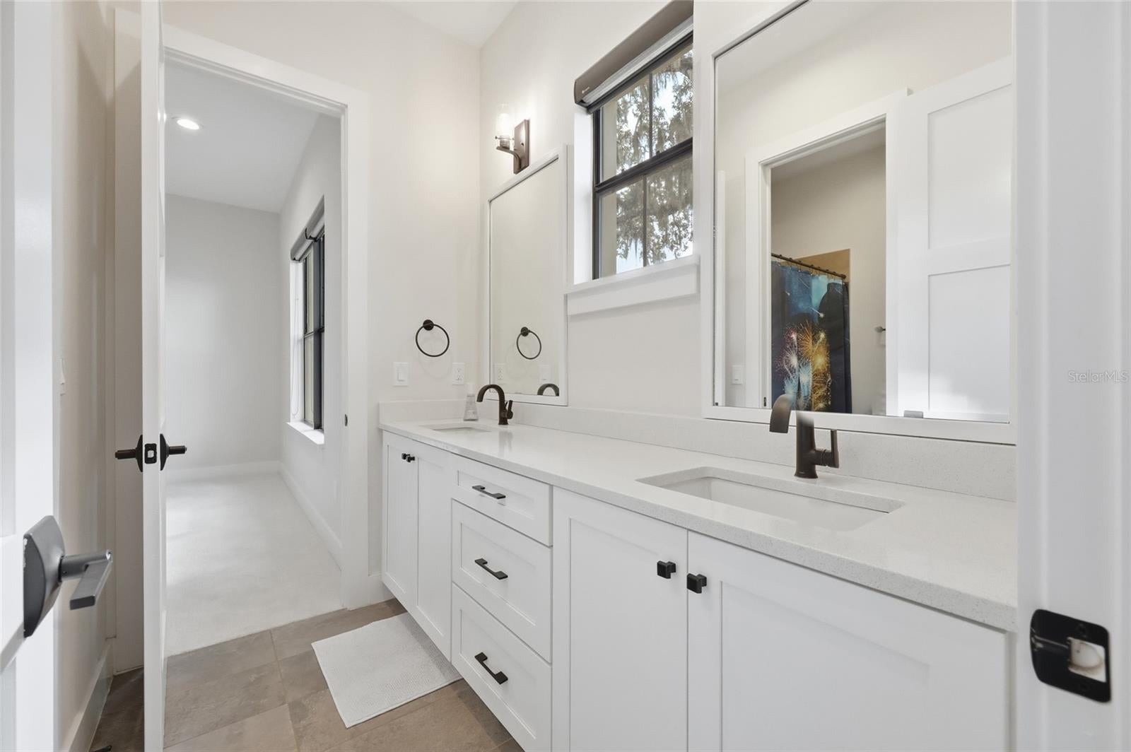 Winter Garden, Florida, 34787, United States, 5 Bedrooms Bedrooms, ,3 BathroomsBathrooms,Residential,Active,2009833