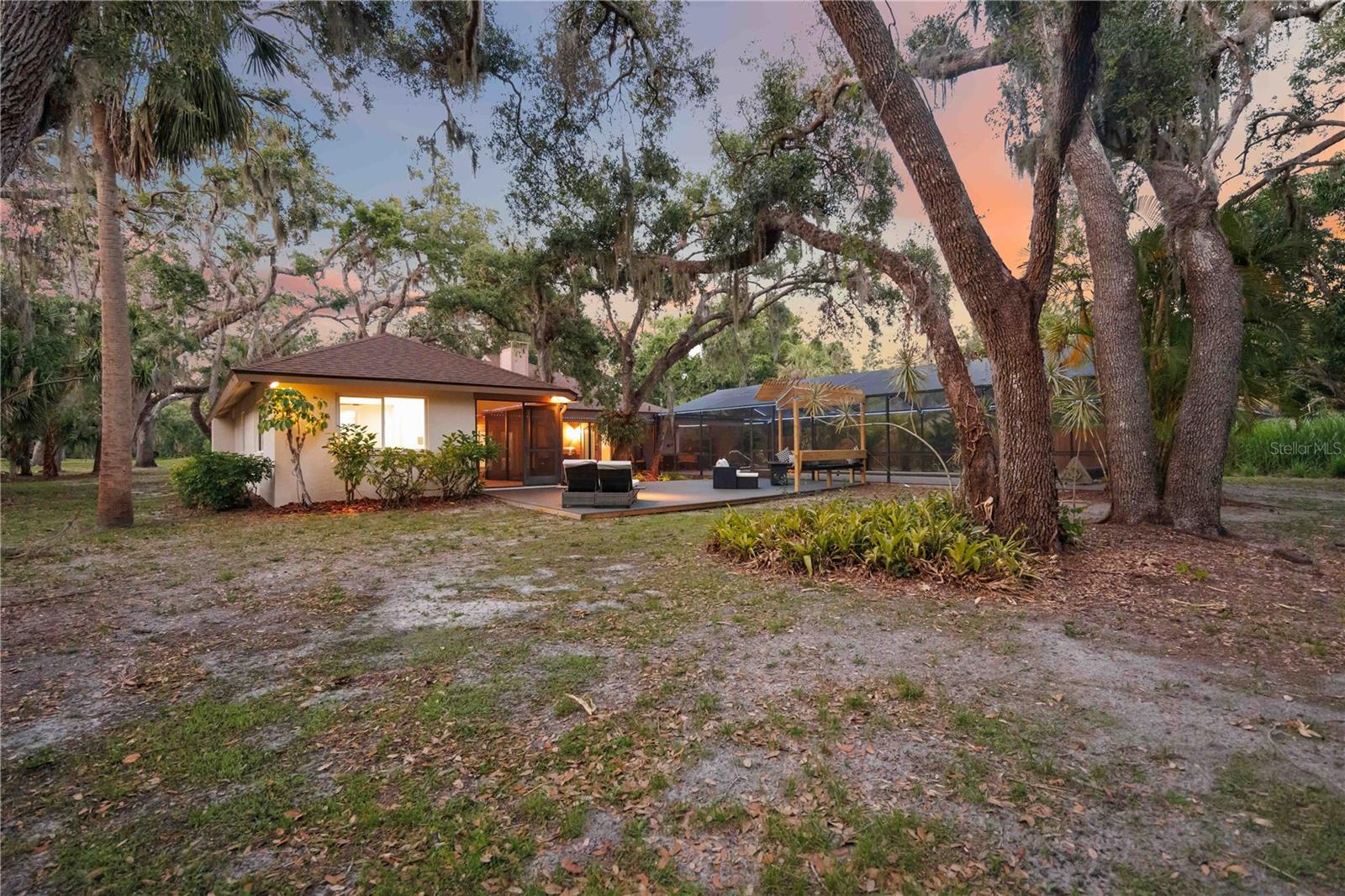 Sarasota, Florida, 34232, United States, 5 Bedrooms Bedrooms, ,3 BathroomsBathrooms,Residential,Active,1781510