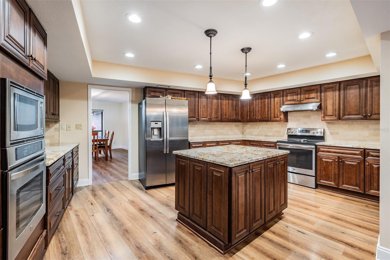 Palm Harbor, Florida, 34684, United States, 4 Bedrooms Bedrooms, ,4 BathroomsBathrooms,Residential,Active,1936412