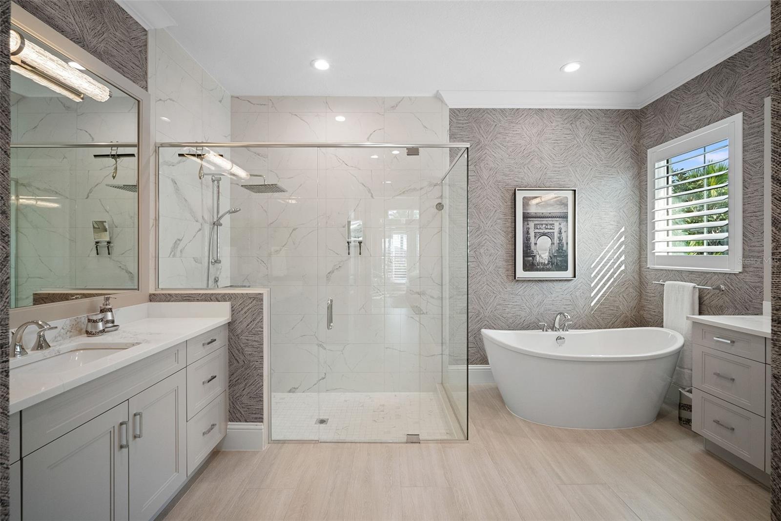 Bradenton, Florida, 34202, United States, 3 Bedrooms Bedrooms, ,4 BathroomsBathrooms,Residential,Active,1987272