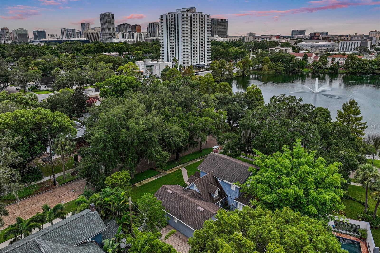 Orlando, Florida, 32803, United States, 5 Bedrooms Bedrooms, ,5 BathroomsBathrooms,Residential,Active,1926917