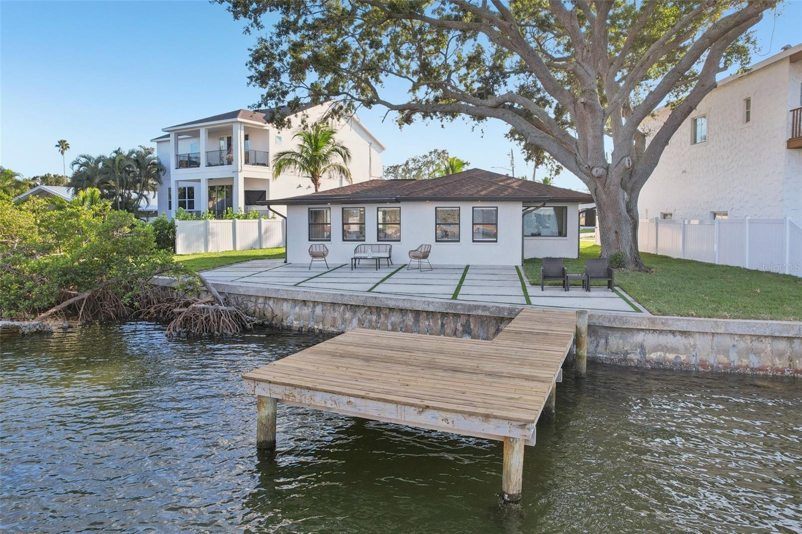St Petersburg, Florida, 33703, United States, 3 Bedrooms Bedrooms, ,2 BathroomsBathrooms,Residential,Active,2001373