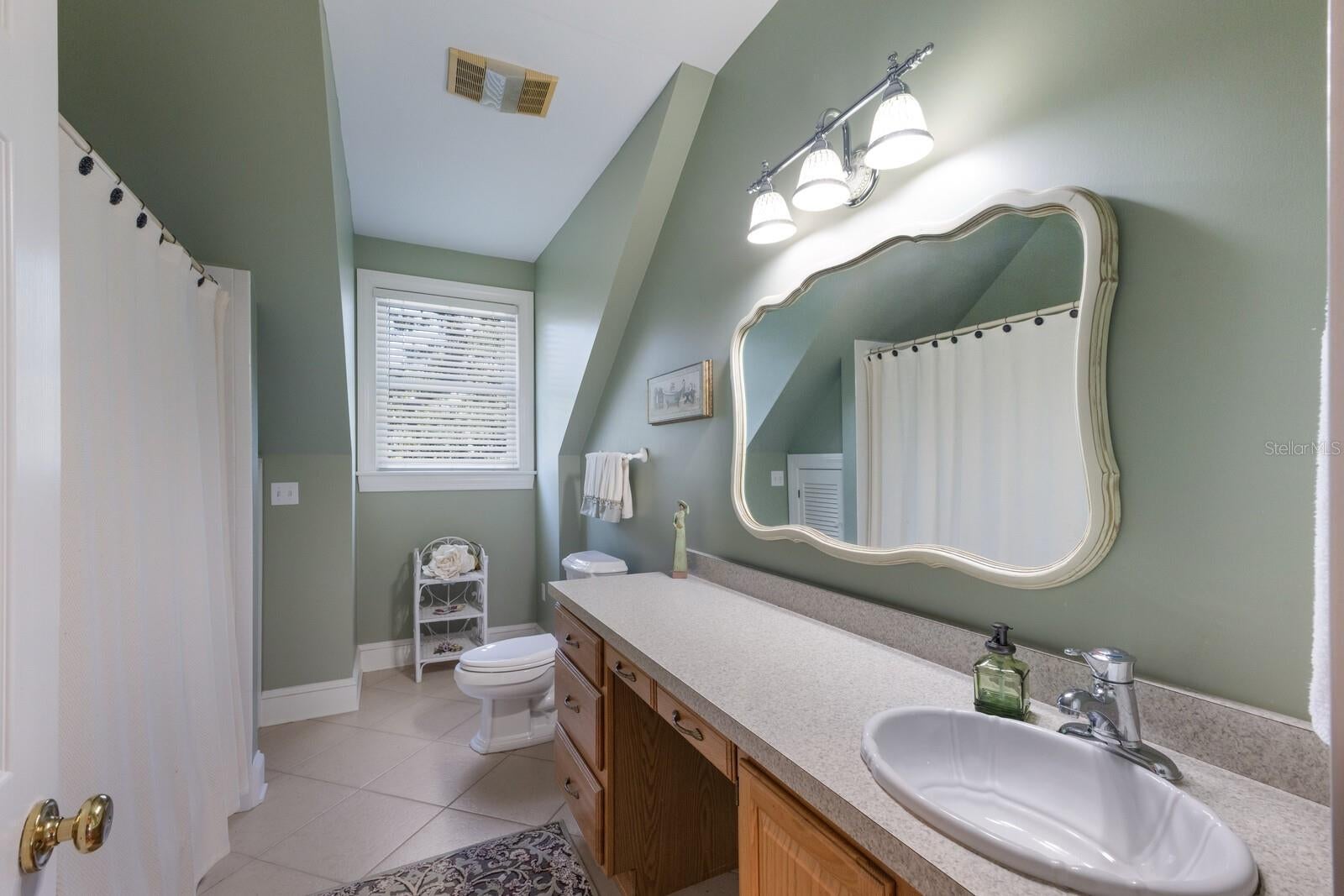 Palmetto, Florida, 34221, United States, 3 Bedrooms Bedrooms, ,4 BathroomsBathrooms,Residential,Active,1952285