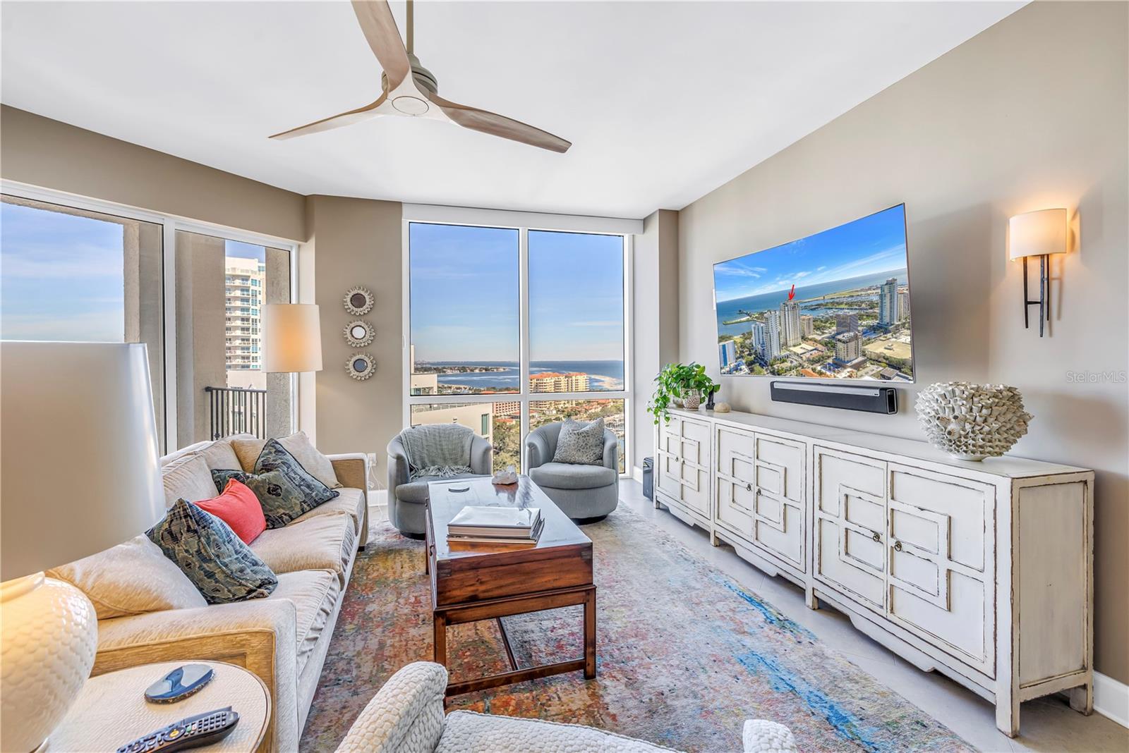 St Petersburg, Florida, 33701, United States, 2 Bedrooms Bedrooms, ,2 BathroomsBathrooms,Residential,Active,2012232