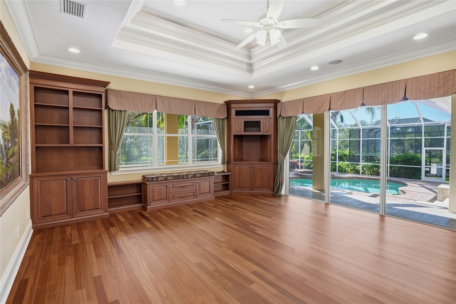 Tampa, Florida, 33647, United States, 5 Bedrooms Bedrooms, ,5 BathroomsBathrooms,Residential,Active,1990671