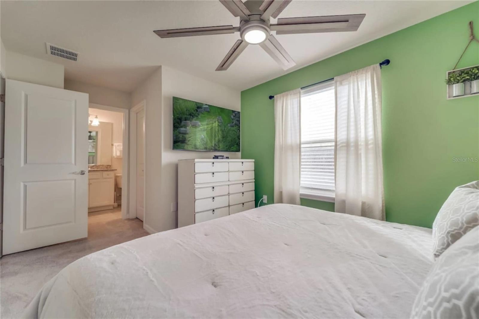 Davenport, Florida, 33897, United States, 10 Bedrooms Bedrooms, ,8 BathroomsBathrooms,Residential,Active,1988466