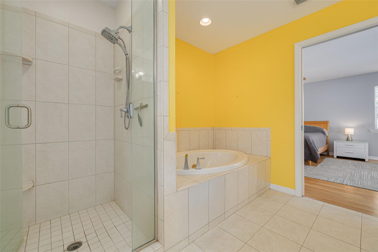 St Petersburg, Florida, 33704, United States, 4 Bedrooms Bedrooms, ,3 BathroomsBathrooms,Residential,Active,1968367