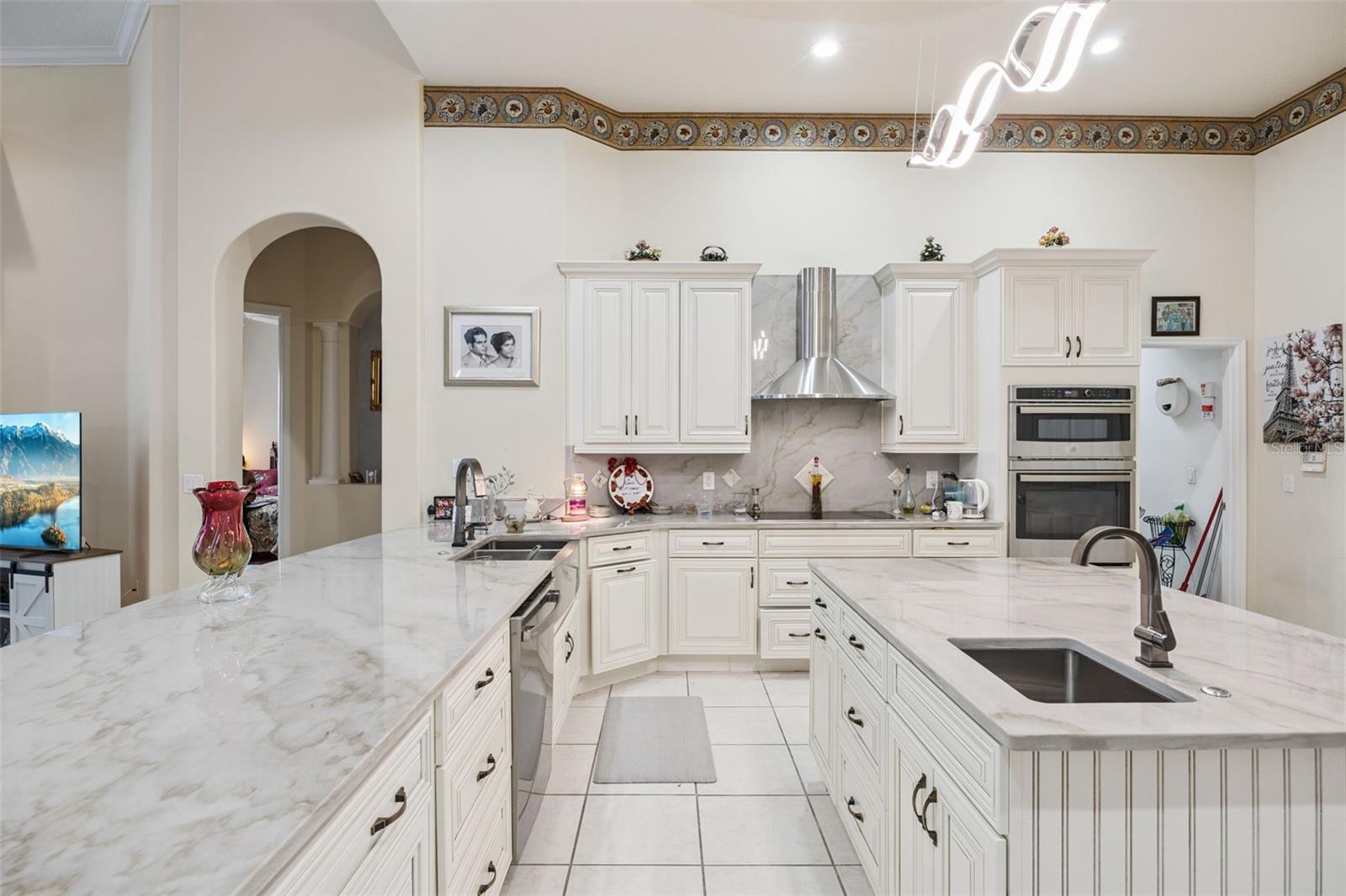 Orlando, Florida, 32836, United States, 5 Bedrooms Bedrooms, ,4 BathroomsBathrooms,Residential,Active,2010569