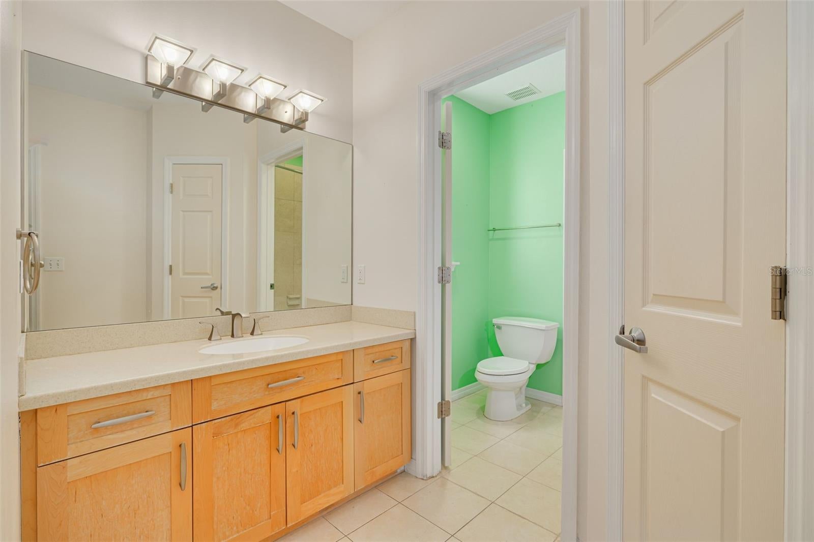 St Petersburg, Florida, 33704, United States, 4 Bedrooms Bedrooms, ,3 BathroomsBathrooms,Residential,Active,1968367