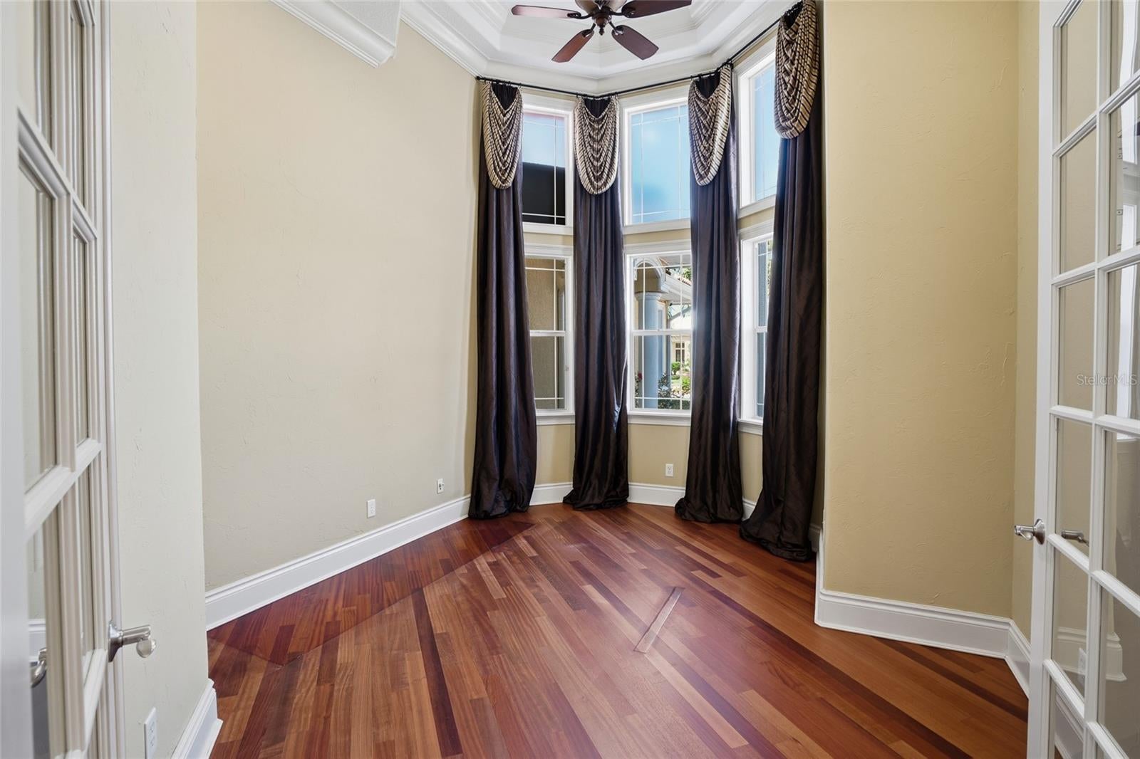 Tampa, Florida, 33647, United States, 5 Bedrooms Bedrooms, ,5 BathroomsBathrooms,Residential,Active,1990671