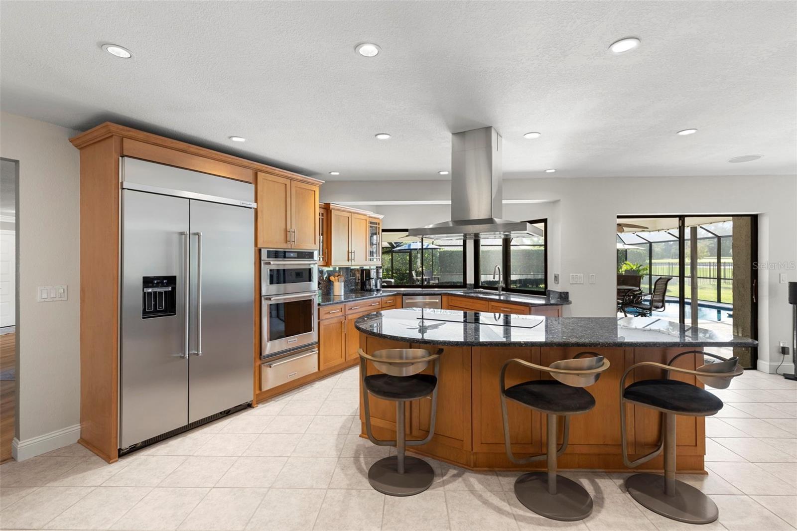 Clearwater, Florida, 33761, United States, 5 Bedrooms Bedrooms, ,3 BathroomsBathrooms,Residential,Active,1953689