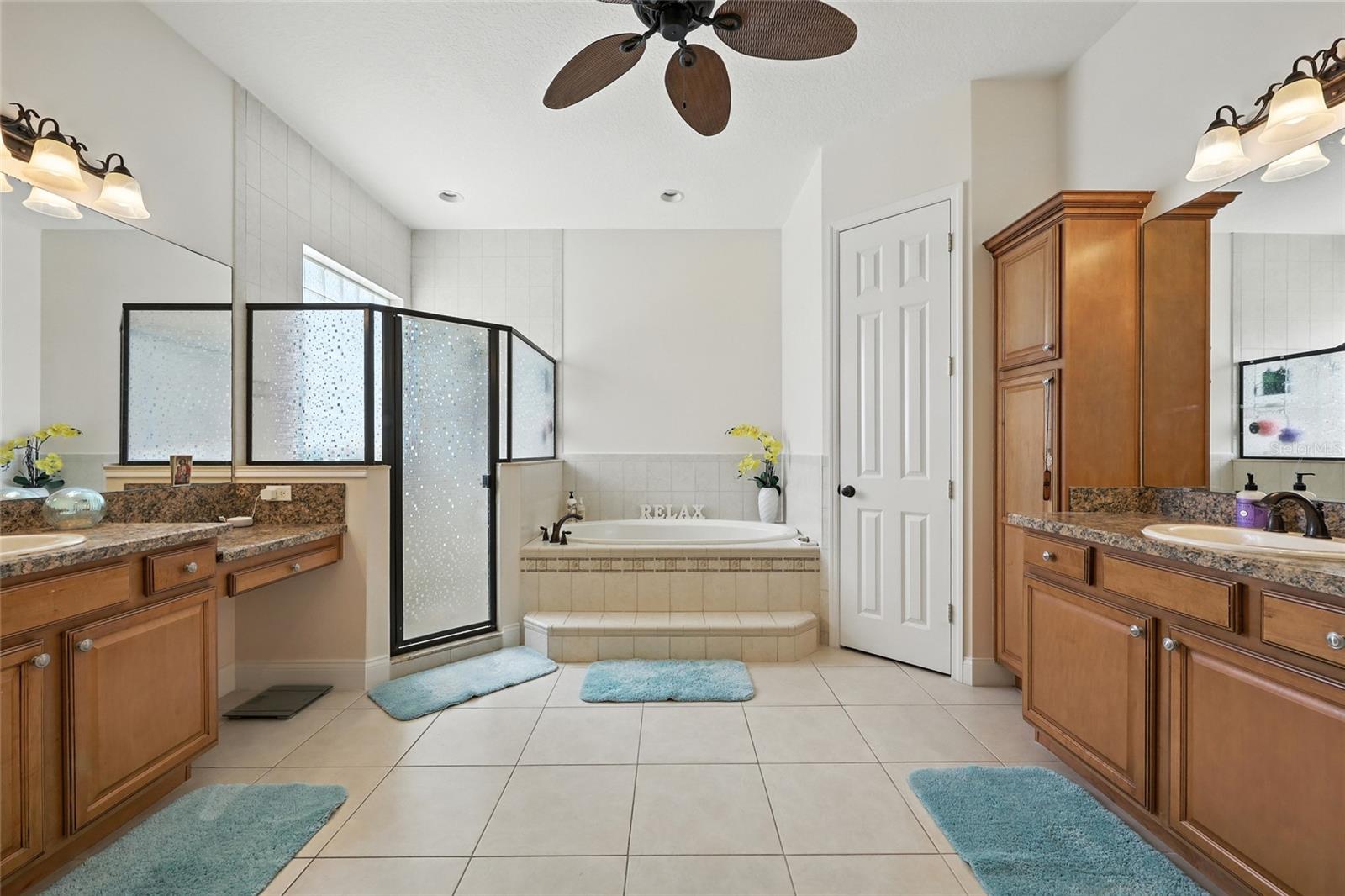 Mount Dora, Florida, 32757, United States, 6 Bedrooms Bedrooms, ,4 BathroomsBathrooms,Residential,Active,1920256