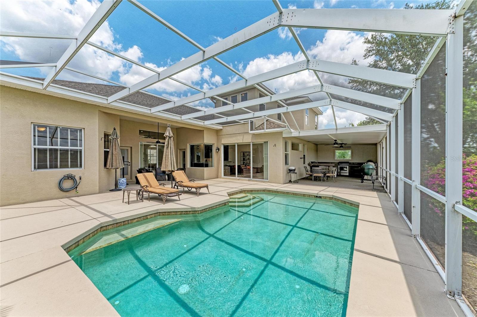 Bradenton, Florida, 34202, United States, 4 Bedrooms Bedrooms, ,4 BathroomsBathrooms,Residential,Active,1801045