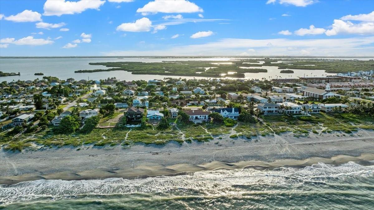 Cocoa Beach, Florida, 32931, United States, 5 Bedrooms Bedrooms, ,4 BathroomsBathrooms,Residential,Active,1880011
