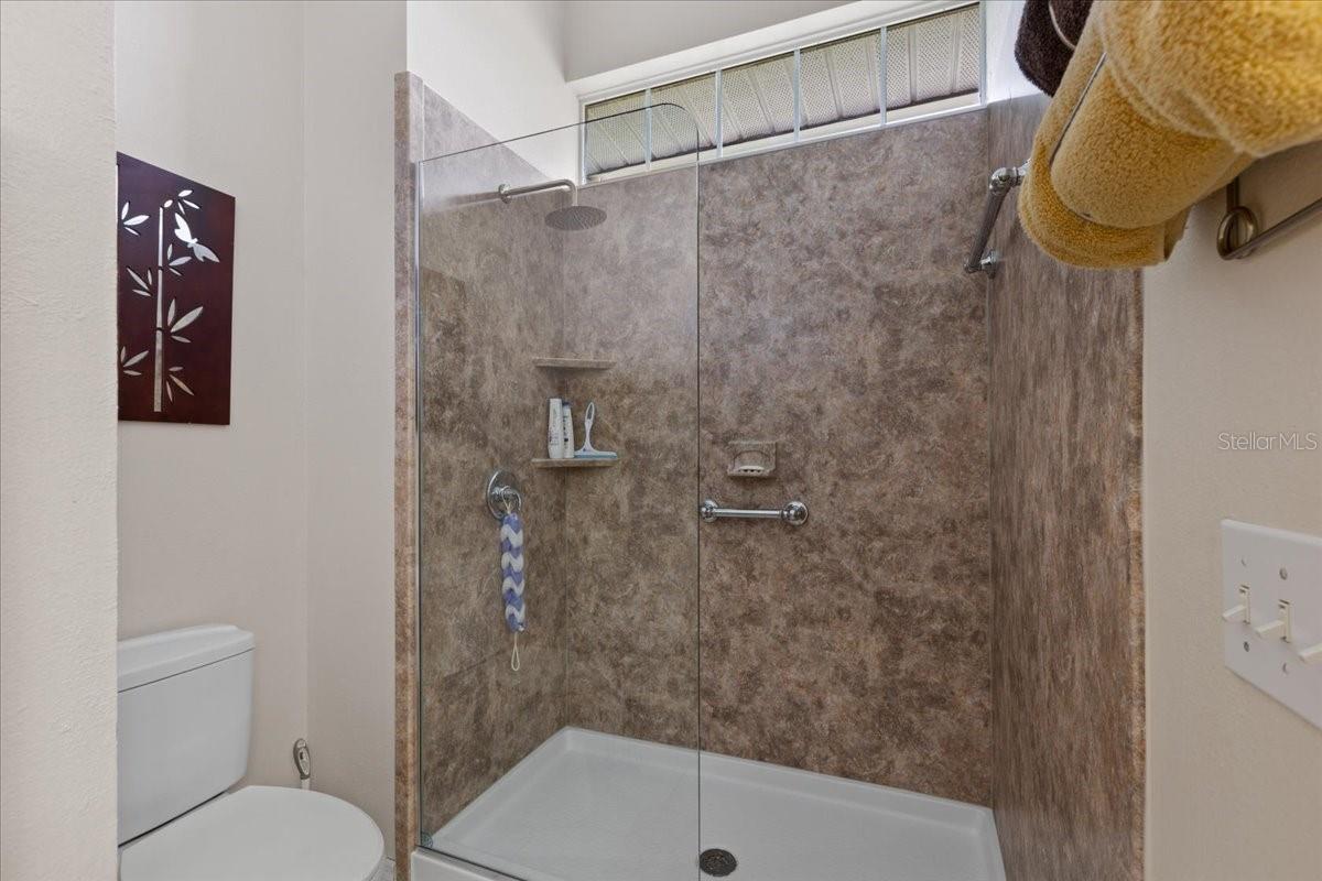 Chiefland, Florida, 32626, United States, 4 Bedrooms Bedrooms, ,5 BathroomsBathrooms,Residential,Active,1954337