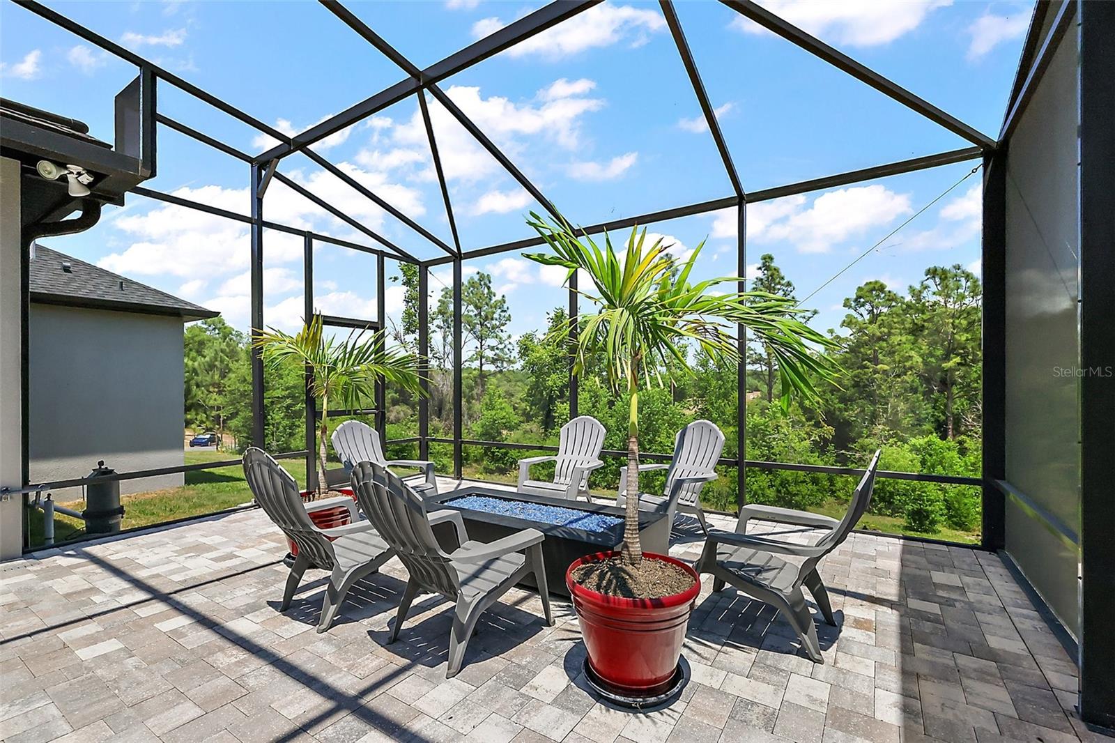 Lady Lake, Florida, 32159, United States, 5 Bedrooms Bedrooms, ,3 BathroomsBathrooms,Residential,Active,1985870