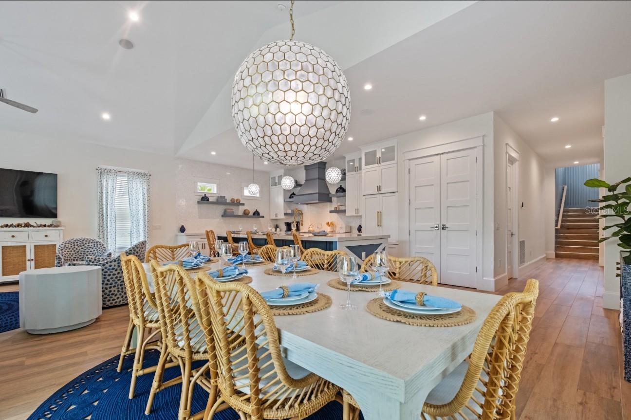 Anna Maria, Florida, 34216, United States, 6 Bedrooms Bedrooms, ,7 BathroomsBathrooms,Residential,Active,1988729