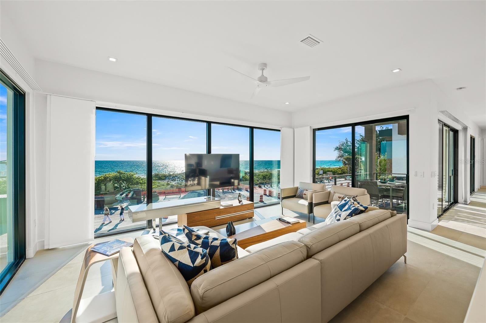 Bradenton Beach, Florida, 34217, United States, ,6 BathroomsBathrooms,Residential,Active,1829944