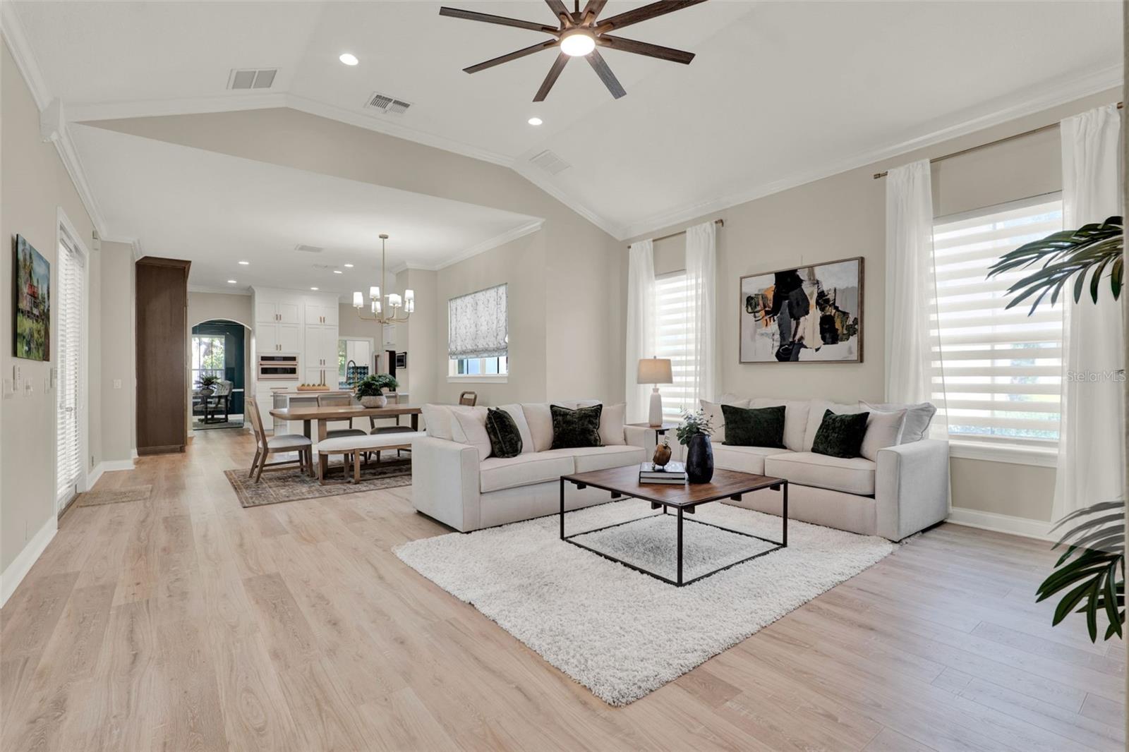 Windermere, Florida, 34786, United States, 4 Bedrooms Bedrooms, ,3 BathroomsBathrooms,Residential,Active,1894756