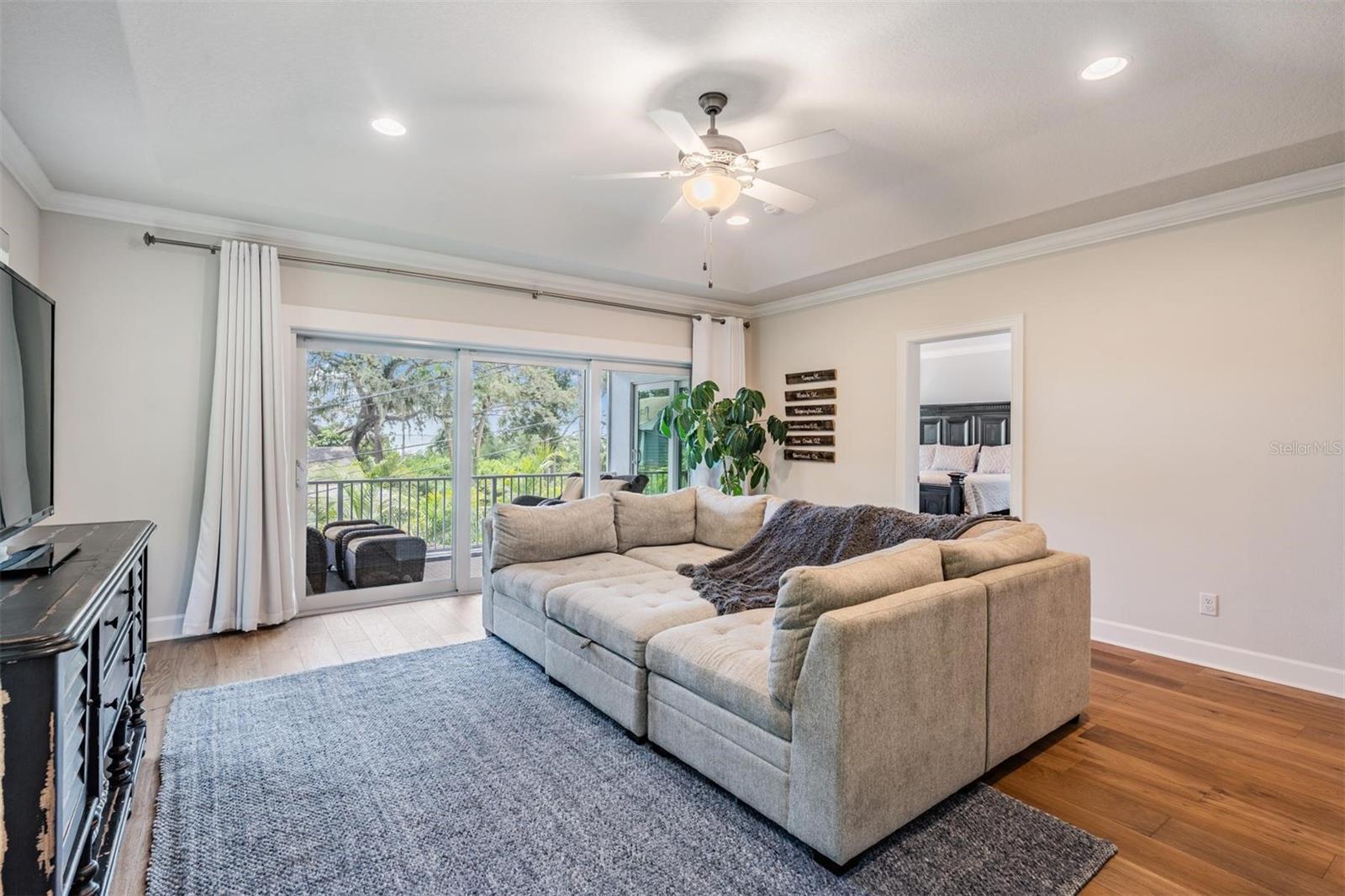 Safety Harbor, Florida, 34695, United States, 4 Bedrooms Bedrooms, ,4 BathroomsBathrooms,Residential,Active,1914810