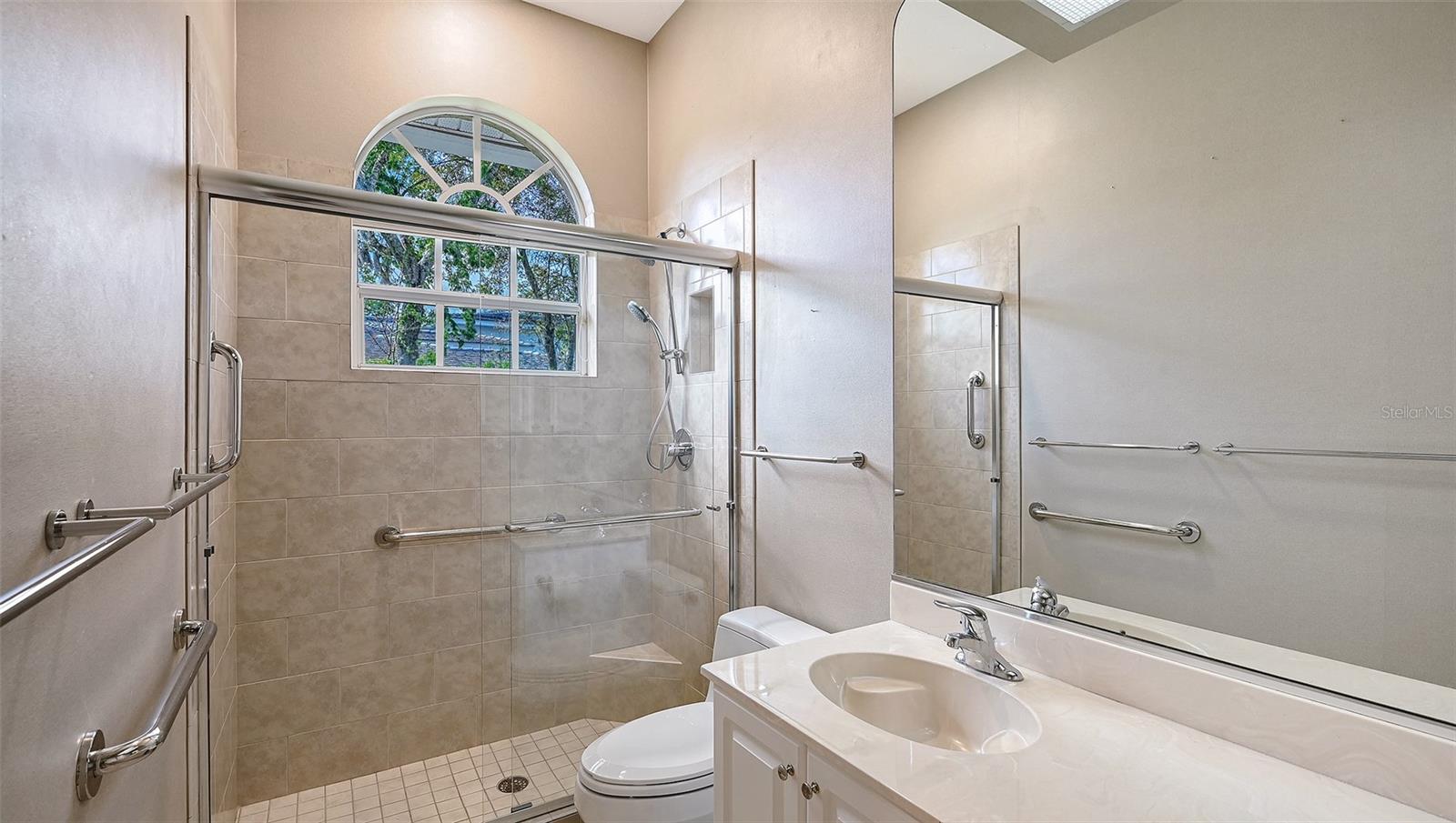 Sarasota, Florida, 34241, United States, 6 Bedrooms Bedrooms, ,5 BathroomsBathrooms,Residential,Active,2027822