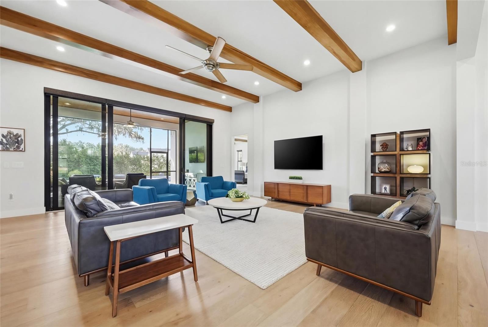 Winter Garden, Florida, 34787, United States, 5 Bedrooms Bedrooms, ,3 BathroomsBathrooms,Residential,Active,2009833