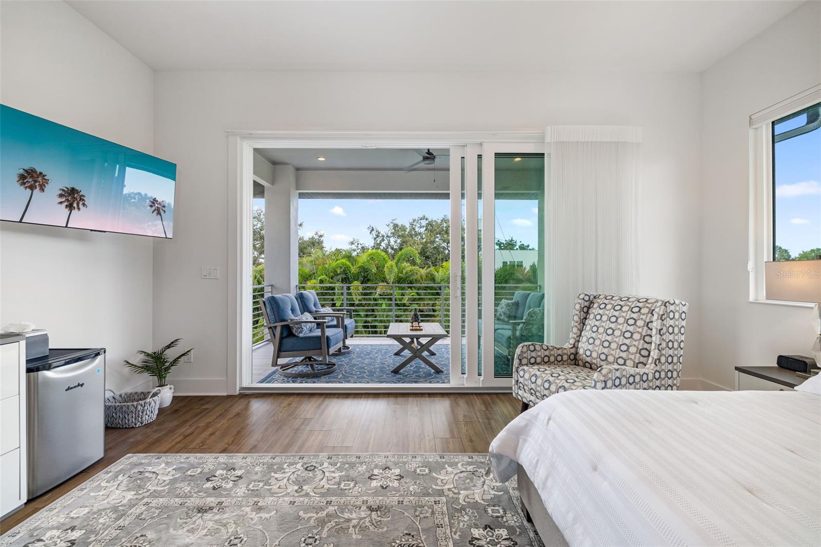 Sarasota, Florida, 34231, United States, 4 Bedrooms Bedrooms, ,3 BathroomsBathrooms,Residential,Active,1922484