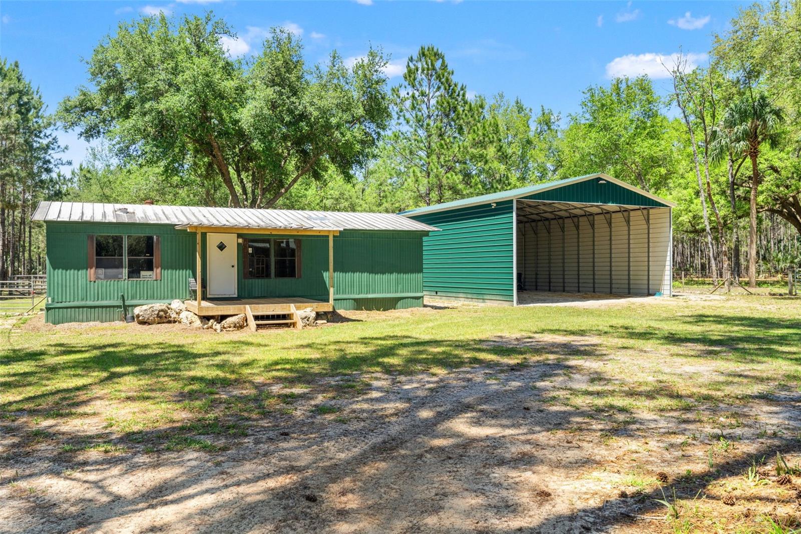 Crystal River, Florida, 34428, United States, 3 Bedrooms Bedrooms, ,3 BathroomsBathrooms,Residential,Active,2045556