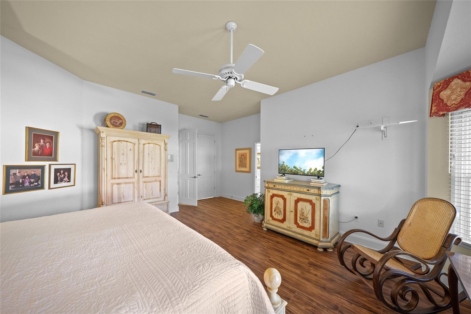 Sarasota, Florida, 34240, United States, 3 Bedrooms Bedrooms, ,3 BathroomsBathrooms,Residential,Active,2007154