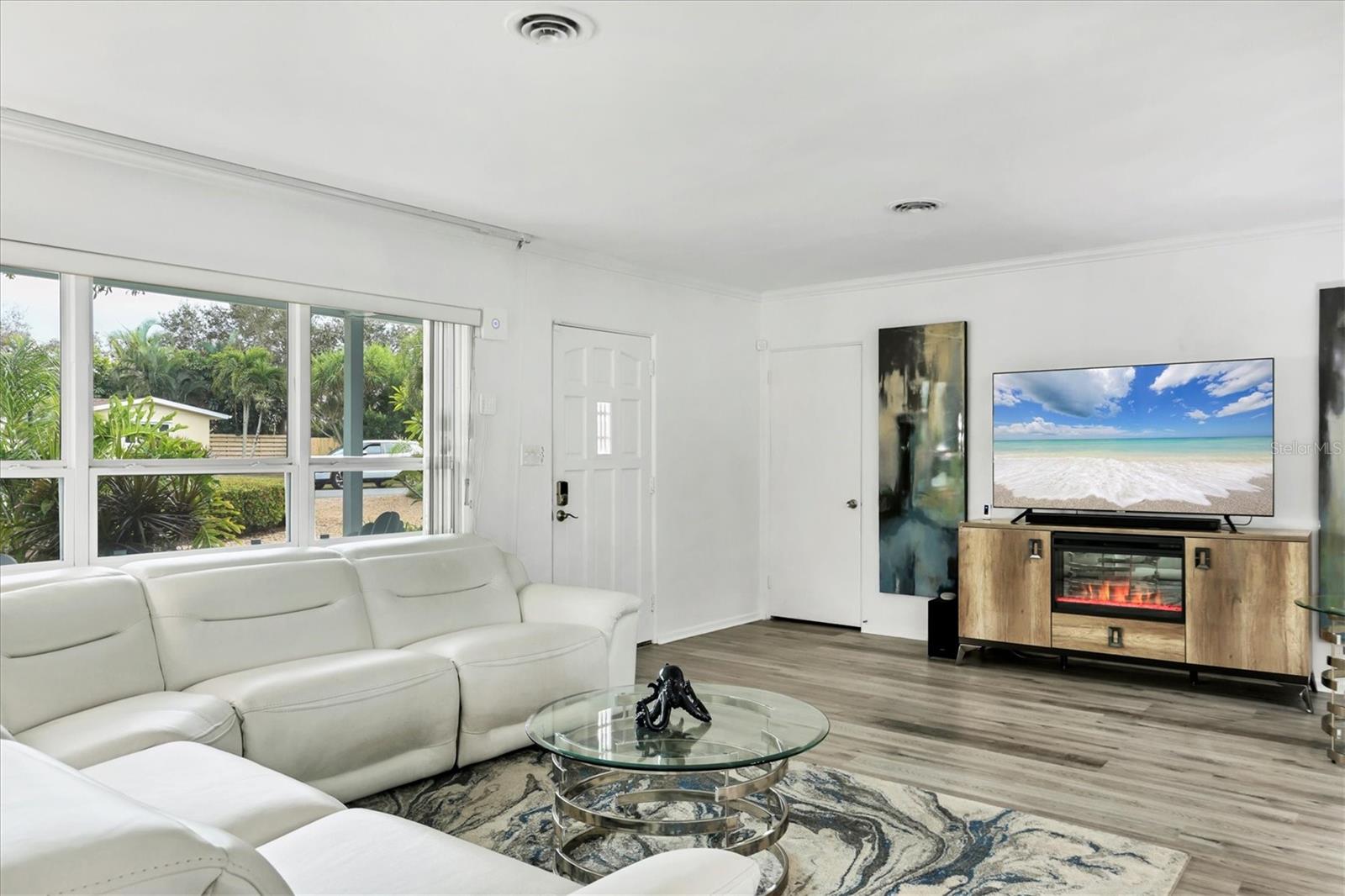 Sarasota, Florida, 34231, United States, 3 Bedrooms Bedrooms, ,2 BathroomsBathrooms,Residential,Active,2010584