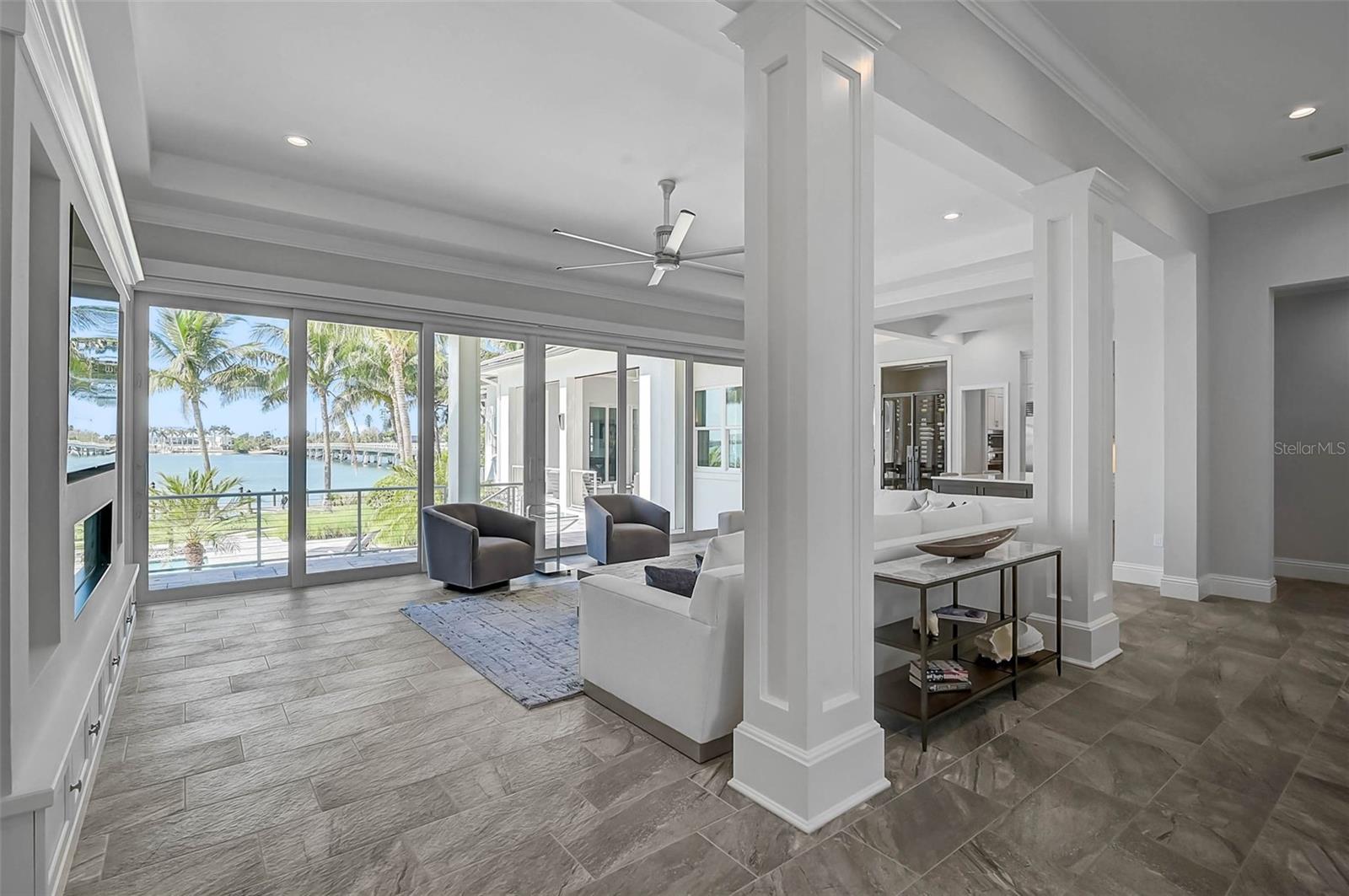 Sarasota, Florida, 34236, United States, 5 Bedrooms Bedrooms, ,6 BathroomsBathrooms,Residential,Active,1972132