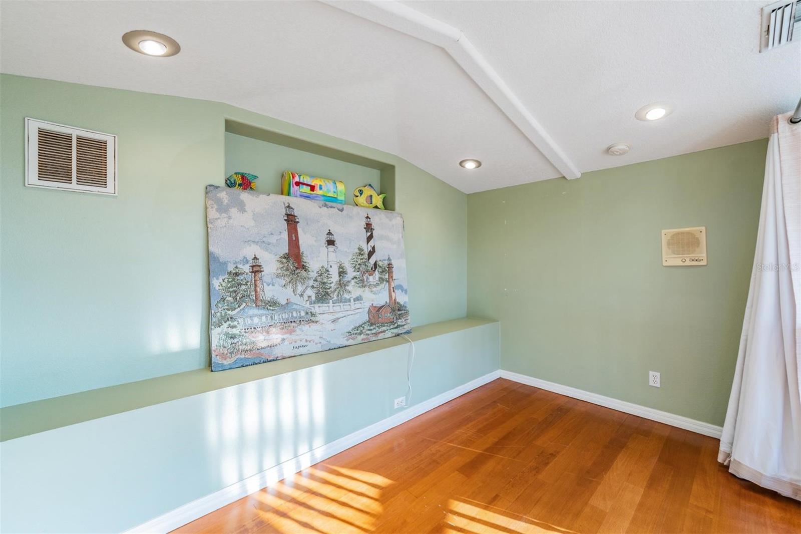 Crystal Beach, Florida, 34681, United States, 4 Bedrooms Bedrooms, ,6 BathroomsBathrooms,Residential,Active,1987215