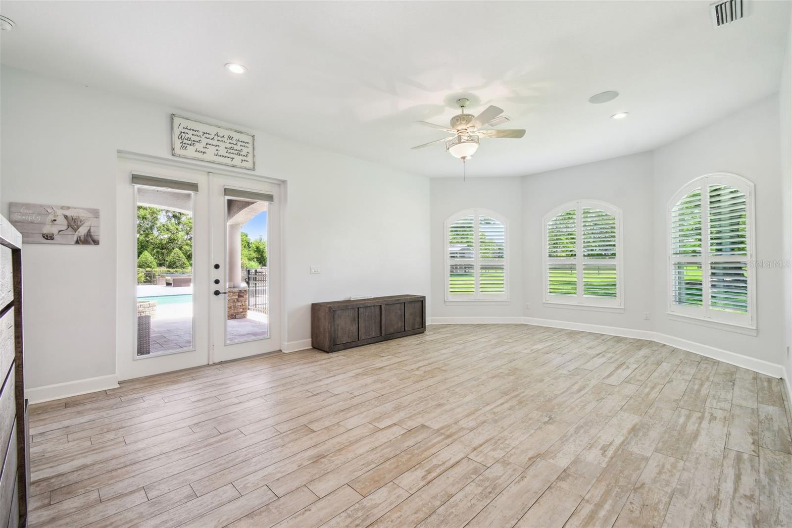 Odessa, Florida, 33556, United States, 5 Bedrooms Bedrooms, ,4 BathroomsBathrooms,Residential,Active,1884999