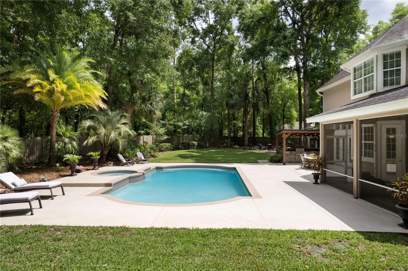 Gainesville, Florida, 32608, United States, ,5 BathroomsBathrooms,Residential,Active,1799404