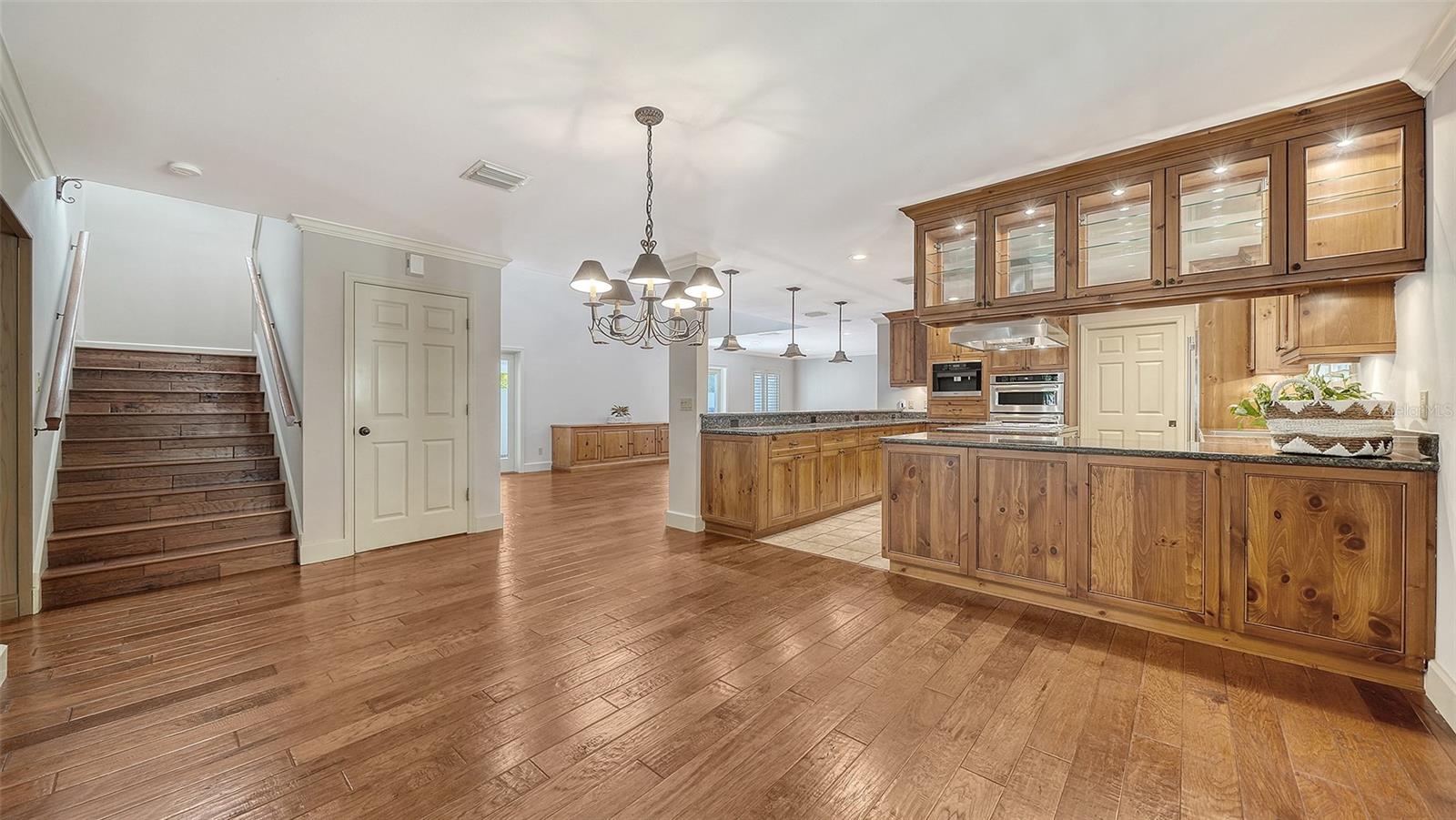 Sarasota, Florida, 34239, United States, 3 Bedrooms Bedrooms, ,3 BathroomsBathrooms,Residential,Active,2013163