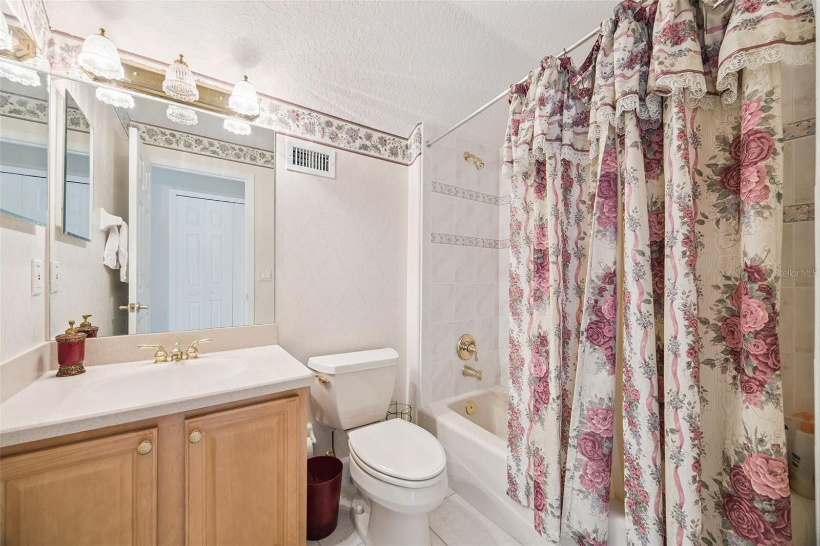 Orlando, Florida, 32836, United States, 5 Bedrooms Bedrooms, ,4 BathroomsBathrooms,Residential,Active,2010569