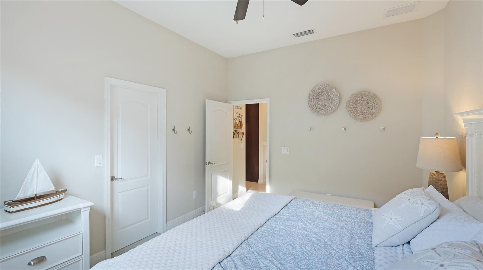 Bradenton, Florida, 34209, United States, 3 Bedrooms Bedrooms, ,2 BathroomsBathrooms,Residential,Active,1973534