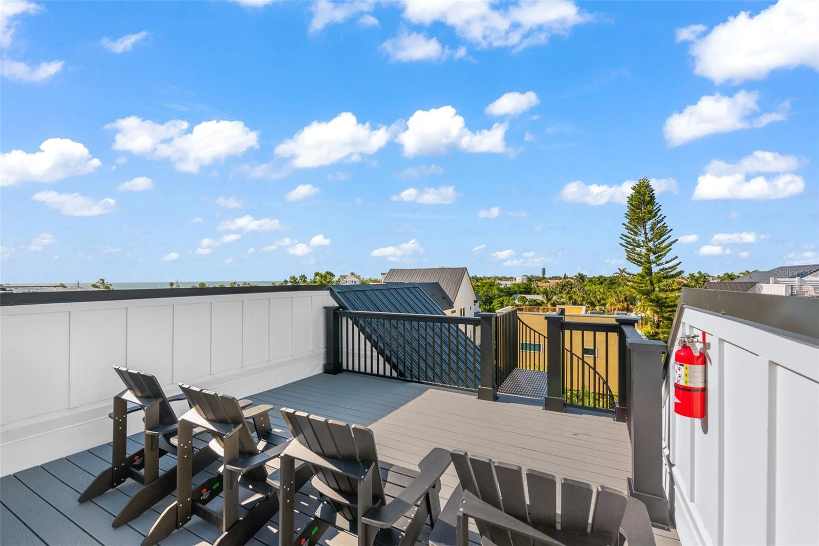 Sarasota, Florida, 34236, United States, 8 Bedrooms Bedrooms, ,10 BathroomsBathrooms,Residential,Active,2006955