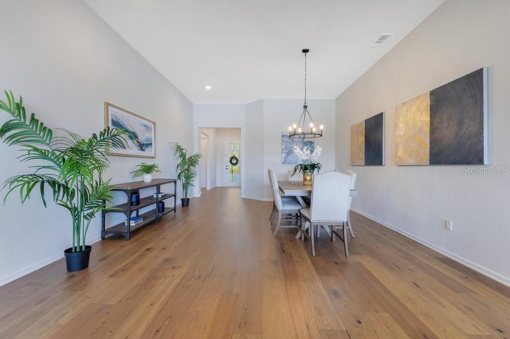 Orlando, Florida, 32827, United States, 4 Bedrooms Bedrooms, ,3 BathroomsBathrooms,Residential,Active,1849519