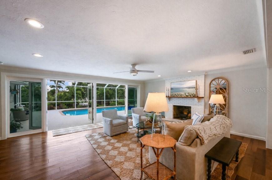 Bradenton, Florida, 34209, United States, 4 Bedrooms Bedrooms, ,3 BathroomsBathrooms,Residential,Active,2007153