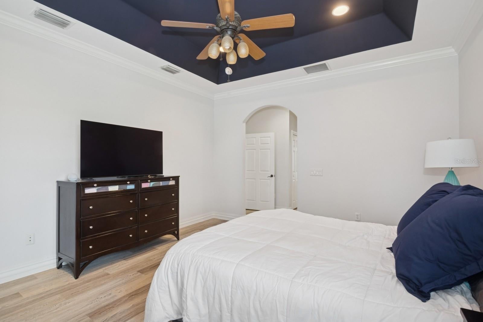 Fruitland Park, Florida, 34731, United States, 7 Bedrooms Bedrooms, ,6 BathroomsBathrooms,Residential,Active,1894791