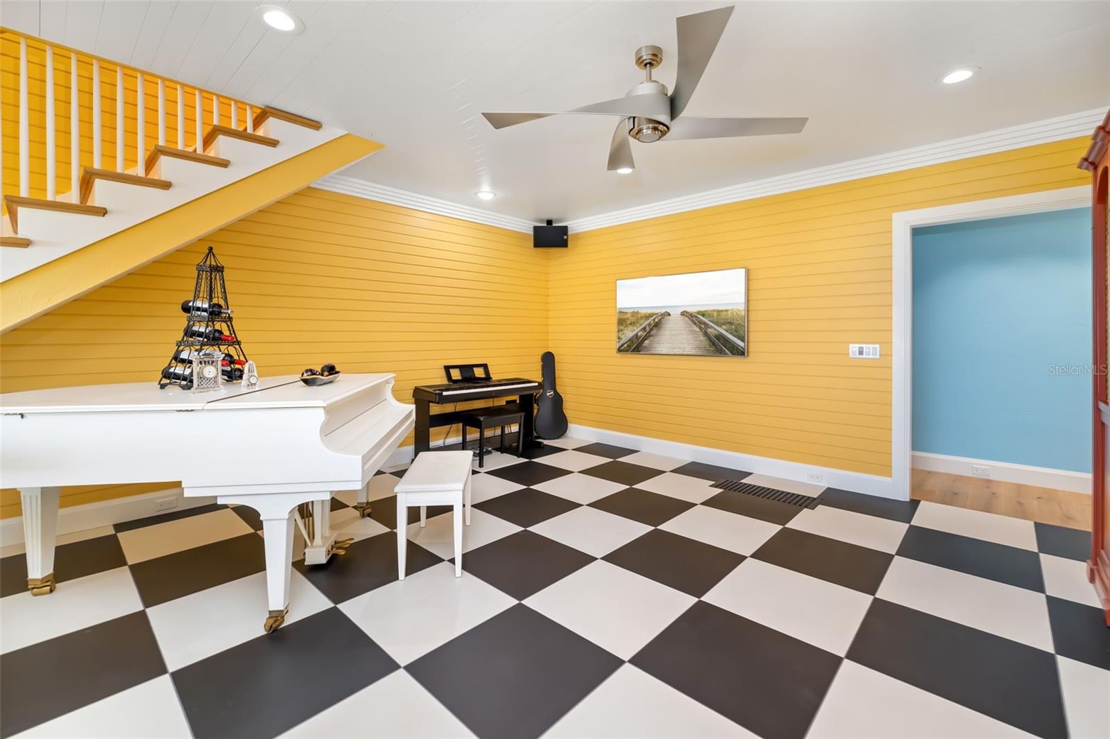 Longboat Key, Florida, 34228, United States, 3 Bedrooms Bedrooms, ,4 BathroomsBathrooms,Residential,Active,1995265